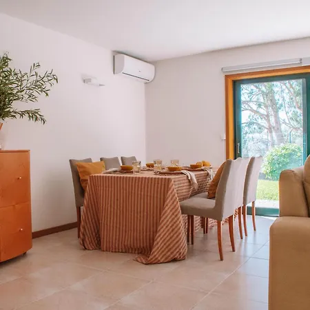 Just Like - Casa Lima * Caminha